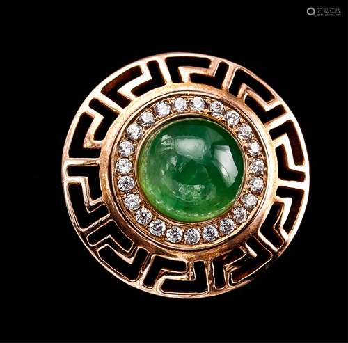 JADEITE ON DIAMOND GOLD RING