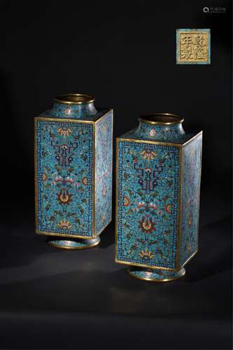 PAIR OF CHINESE CLOISONNÉ CONG VASE WITH MARK