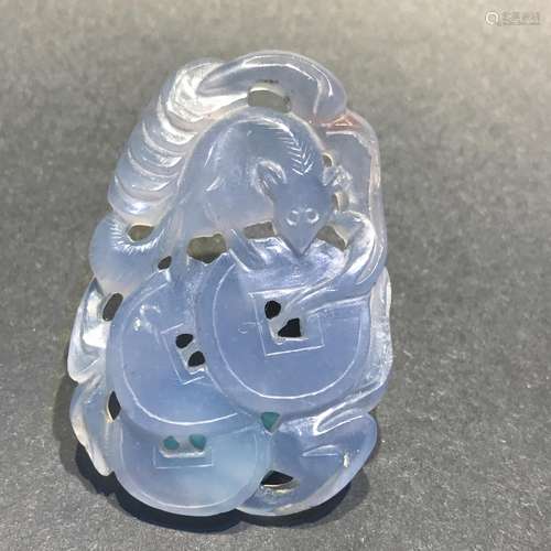 CHINESE BLUE AGATE PENDANT