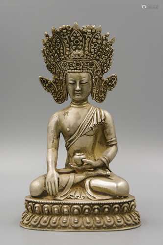 20TH CENTURY SILVER SITTING BUDDHA