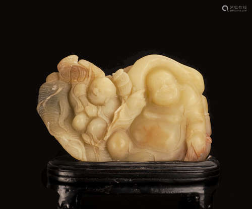 Antique Shoushan Stone Buddha Carved Decoration