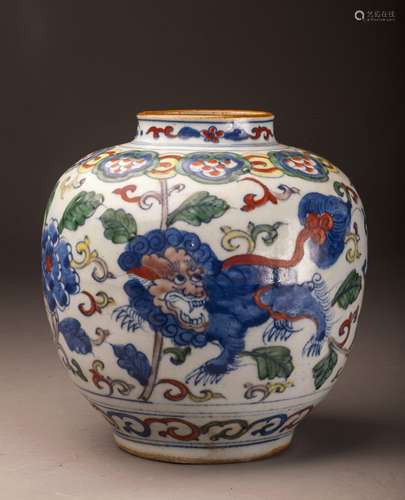 Yuan Style Blue and White Porcelain Dragon Vase