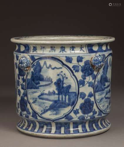 Doucai Contrasting Flower Porcelain Bowl