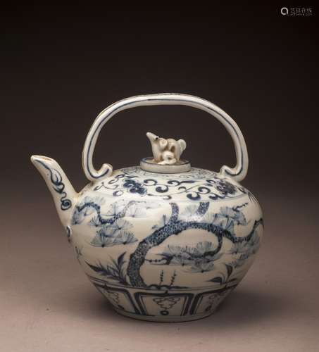 17thC Blue and White Elephant-handle Porcelain Pot