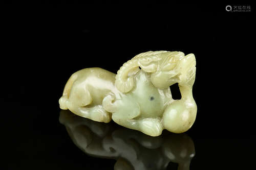 HETIAN CELADON JADE CARVED 'DEER' FIGURE