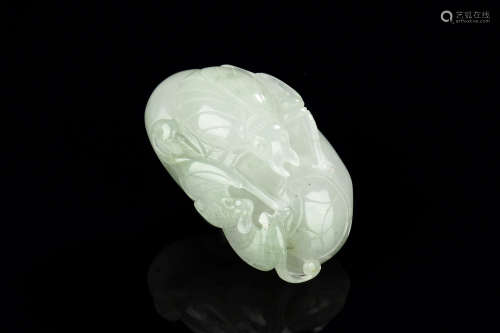 JADE CARVED 'BAT AND BEETLE' ORNAMENT