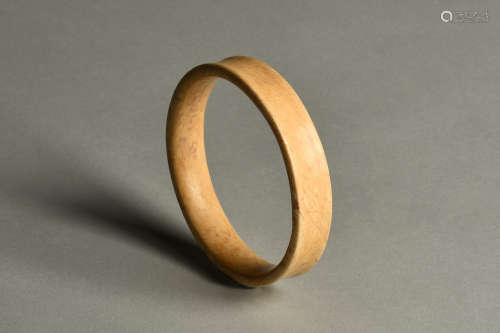 CULTURE PERIOD JADE BANGLE