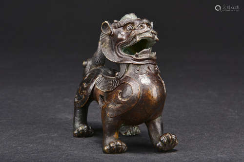 BRONZE 'MYTHICAL BEAST' FIGURE