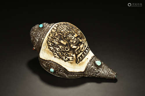 SILVER SHANKHA CONCH INLAID WITH TURQUOISE