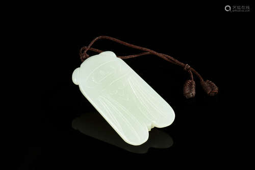 WHITE JADE CARVED 'CICADA' ORNAMENT