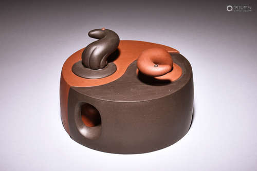 YIXING ZISHA COMBINATION 'TAIJI' TEAPOT