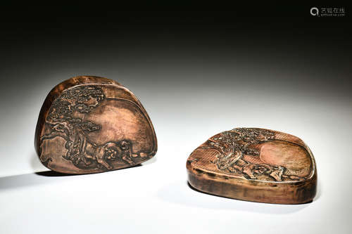 PAIR OF 'TIGERS' INK STONES