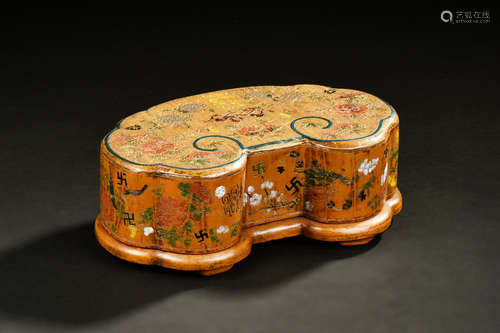 LACQUER RUYI BOX