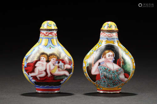 TWO CLOISONNE 'WESTERNERS' SNUFF BOTTLE