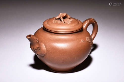 YIXING ZISHA 'FLOWERS' TEAPOT