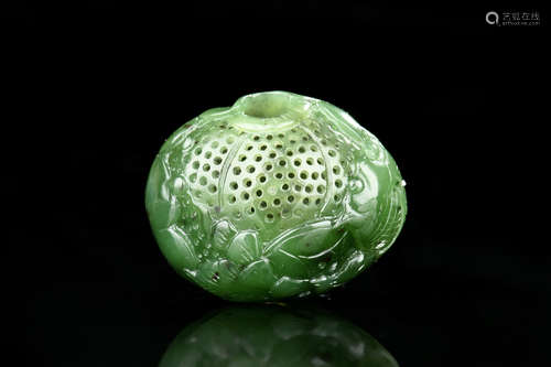 JADE CARVED PERFUME POUCH ORNAMENT