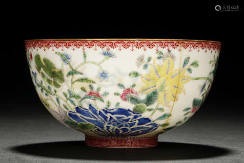 A MAGNIFICENT AND EXTREMELY DELICATE FAMILLE ROSE/ FA LAN CAI DECORATED EGG-SHELL BOWL