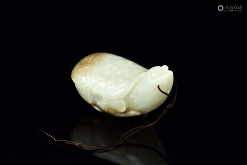 HETIAN WHITE JADE CARVED 'TURTLE' ORNAMENT