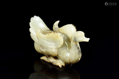 WHITE JADE CARVED 'GOOSE' ORNAMENT