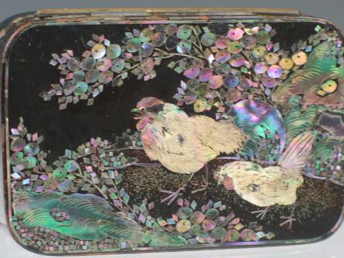 Very Rare Chinese Mother-of-Pearl Inlaid Lacquer Box