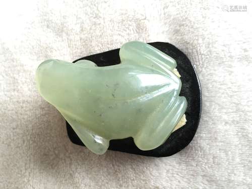 Chinese Jade Carving of Frog on wood stand.