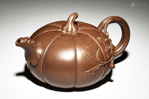 YIXING ZISHA 'MELONS' TEAPOT