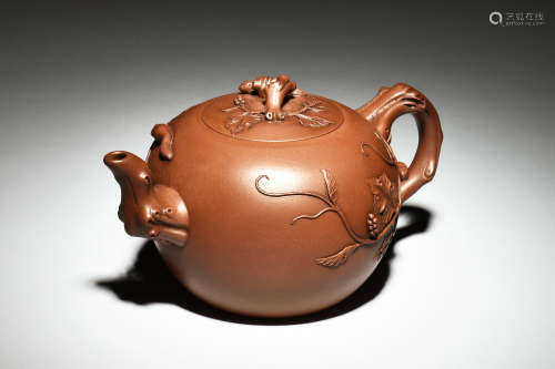 YIXING ZISHA RED CLAY NATURALISTIC TEAPOT