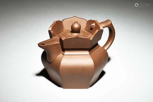 YIXING ZISHA 'MONK'S HAT' TEAPOT