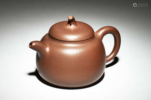 YIXING ZISHA TEAPOT