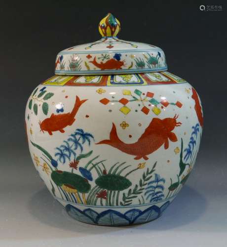 CHINESE ANTIQUE WUCAI PORCELAIN JAR - JIAJING MARK