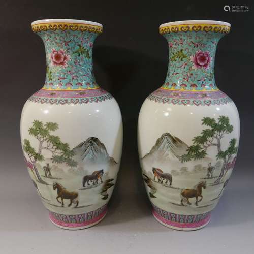 PAIR ANTIQUE CHINESE FAMILLE ROSE PORCELAIN VASE - REPUBLIC PERIOD