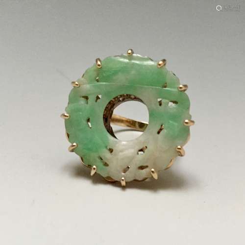 VINTAGE  JADEITE 10K YELLOW GOLD RING