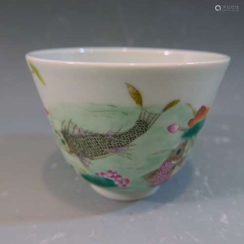 ANTIQUE CHINESE FAMILLE ROSE PORCELAIN BOWL - 19TH CENTURY