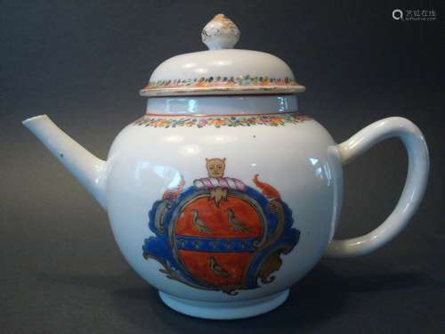 ANTIQUE Chinese Famille Rose Armorial Teapot. 18th C. 6 1/2