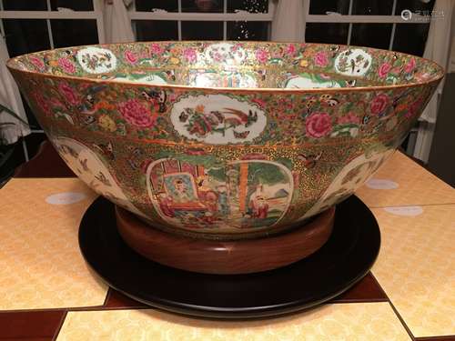 ANTIQUE Huge Chinese Rose Medallion Punch Bowl, early 19th century. 23 1/2