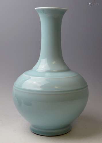 Chinese Robin's Egg Glazed Porcelain Vase