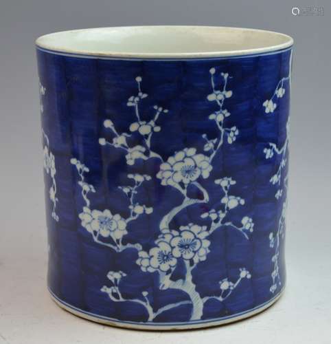 Chinese Blue and White Porcelain Brush Pot