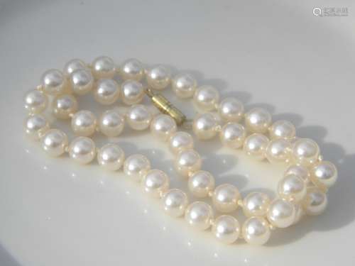 Vintage Pearl Necklace