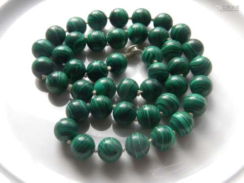 Antique Natural Malachite Round Bead Necklace