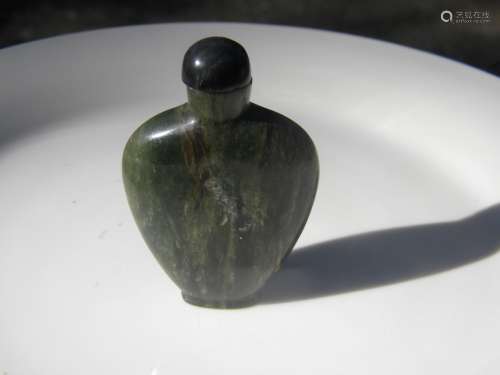 Antique Chinese Nephrite Green Jade Snuff Bottles