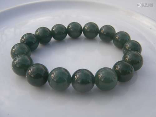 Natural Green Jadeite Bead Bracelet