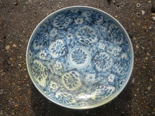 Antique Ming Dynasty Blue and White Plate