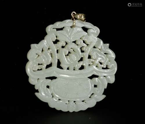 Chinese Jade Carved pendant w/ 14K Gold