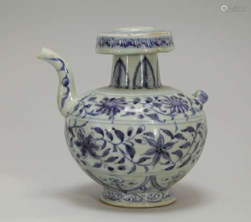 Chinese Blue/White Porcelain Water Dropper