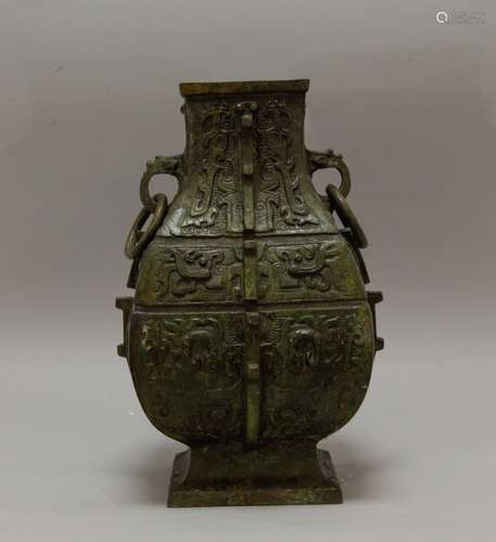 Chinese Archaic Bronze Vase