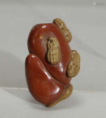 Chinese Agate Carved Snuff Bottle