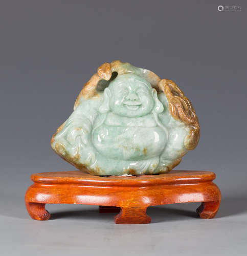 CARVED CHARMING SITTING BUDDHA JADE STATUE