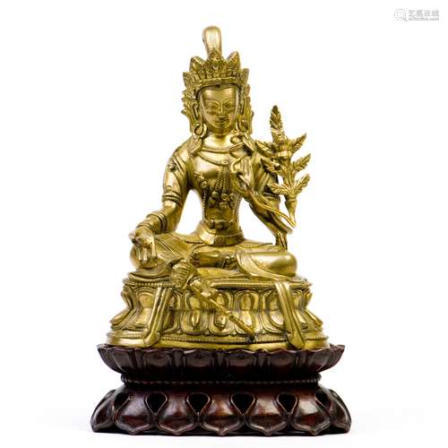 A SINO-TIBETAN GILT BRONZE TARA, QING DYNASTY, 19TH CENTURY