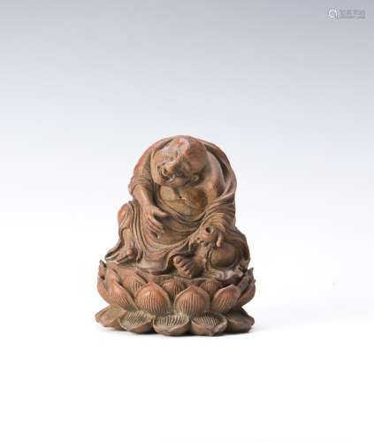 A BAMBOO CARVED LUOHAN SCULPTURE