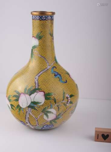 A Jing Yuan Tang cloisonné vase, Imperial,